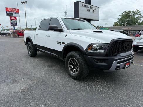 Used 2017 RAM 1500 Rebel w/ Luxury Group AWD/4WD image 5