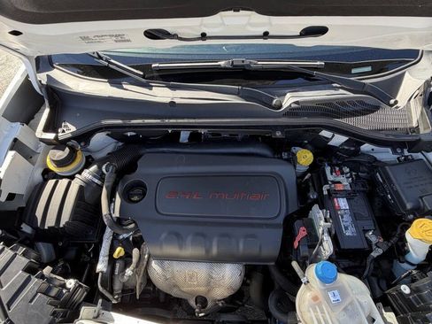 Used 2019 RAM ProMaster City Tradesman SLT FWD image 27