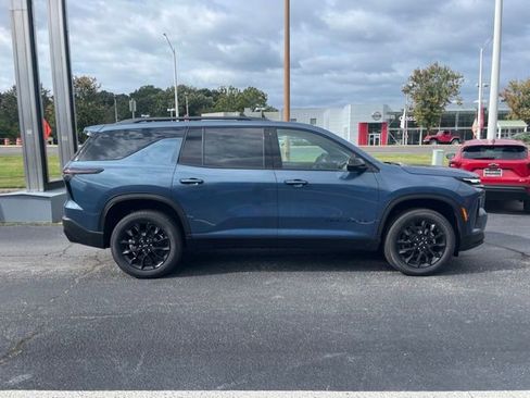 New 2026 Chevrolet Traverse LT w/ Midnight/Sport Edition image 6