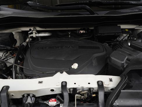 Used 2016 Honda Pilot LX image 29
