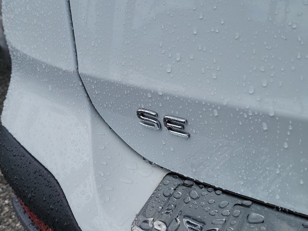 Used 2024 Volkswagen Taos SE FWD image 5