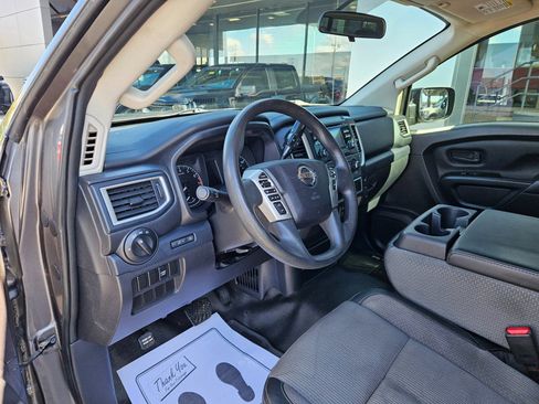 Used 2018 Nissan Titan S w/ S Utility Package image 20