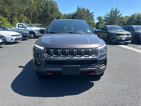 Certified 2024 Jeep Compass Trailhawk w/ Trailhawk Elite Group AWD/4WD image 4