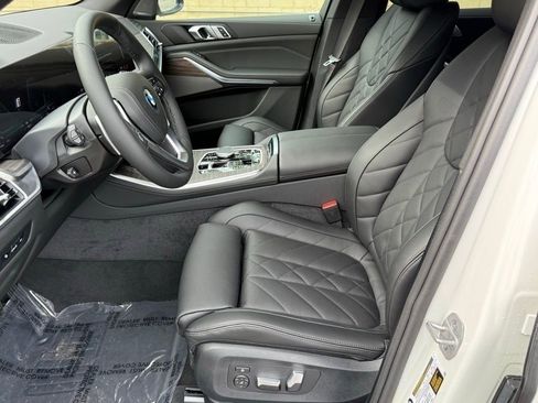 New 2026 BMW X5 xDrive50e image 19