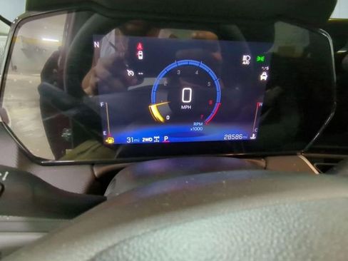 Used 2025 Chevrolet TrailBlazer LT image 11