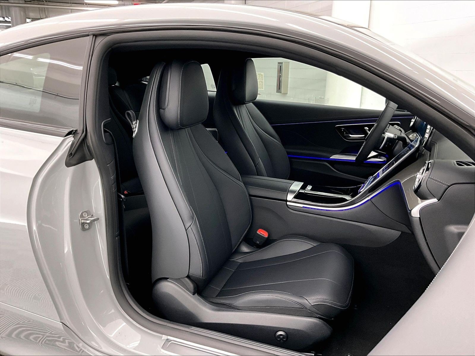 New 2026 Mercedes-Benz CLE 450 4MATIC Coupe image 5