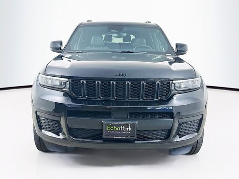 Used 2021 Jeep Grand Cherokee L Laredo image 2