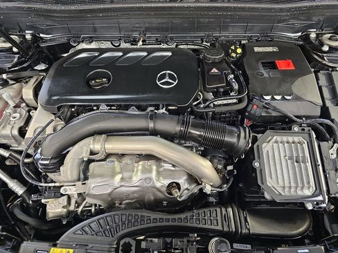 Certified 2025 Mercedes-Benz GLB 250 image 30