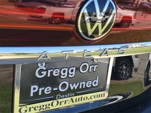 Used 2024 Volkswagen Atlas SE image 33