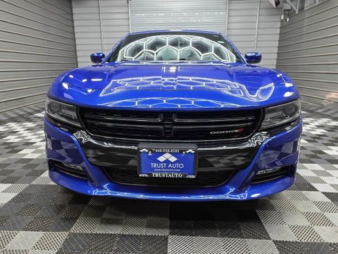 Used 2021 Dodge Charger SXT w/ Driver Convenience Group AWD/4WD image 3