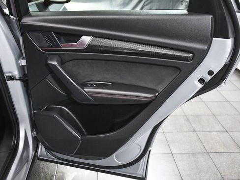 Used 2022 Audi SQ5 Premium Plus w/ Premium Plus Package image 14