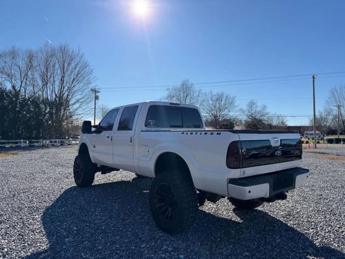 Used 2014 Ford F250 Platinum w/ FX4 Off-Road Package image 5