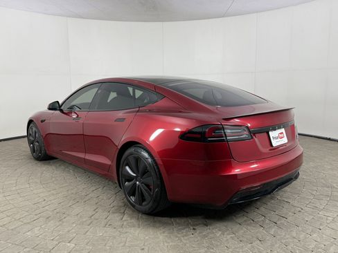 Used 2023 Tesla Model S Plaid image 5