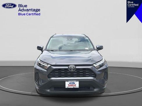 Used 2025 Toyota RAV4 XLE AWD/4WD image 3