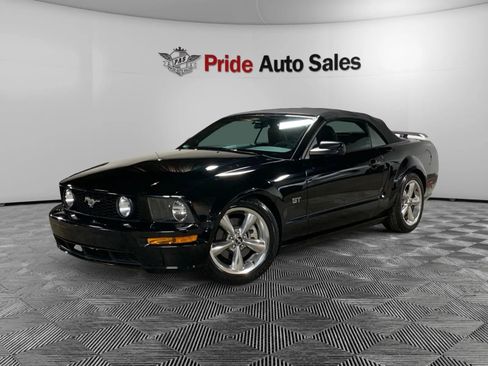 Used 2008 Ford Mustang GT Premium image 2