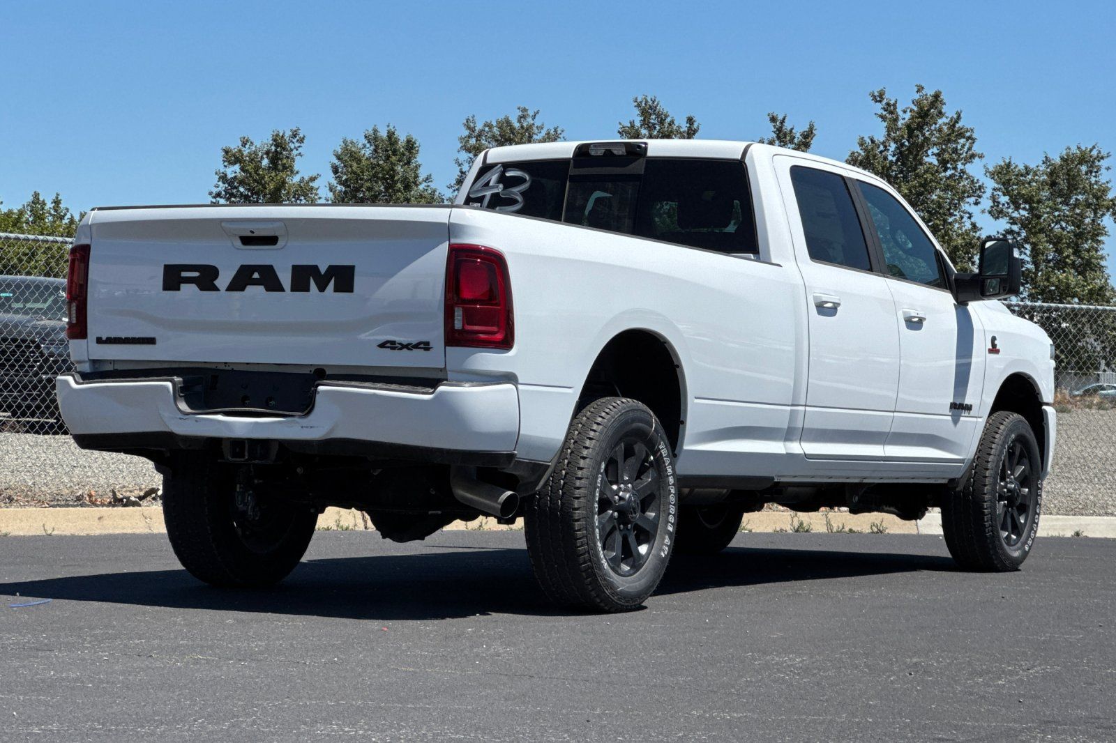 New 2026 RAM 2500 Laramie w/ Night Edition AWD/4WD image 3