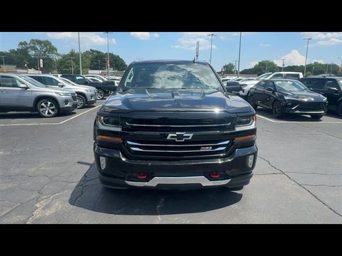 Certified 2019 Chevrolet Silverado 1500 LT w/ All Star Edition AWD/4WD image 3