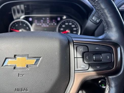 Used 2019 Chevrolet Silverado 1500 High Country w/ Technology Package AWD/4WD image 28