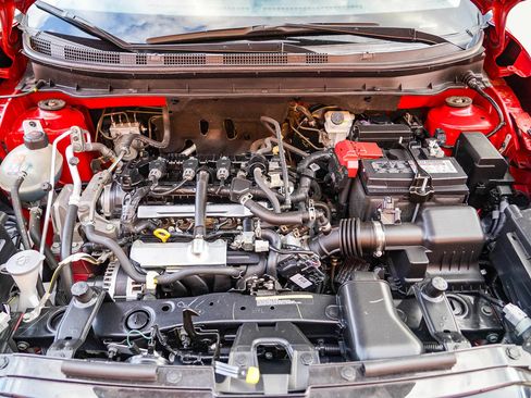 Used 2023 Nissan Kicks SV image 32