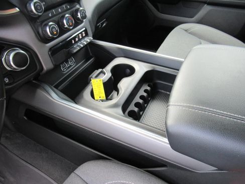Used 2024 RAM 1500 Big Horn RWD image 19