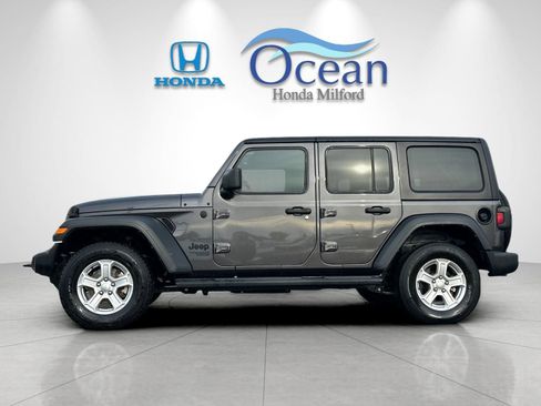 Used 2021 Jeep Wrangler Unlimited Sport S image 2