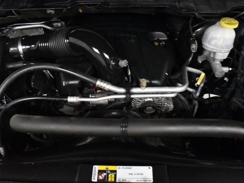 Used 2018 RAM 1500 Express image 10