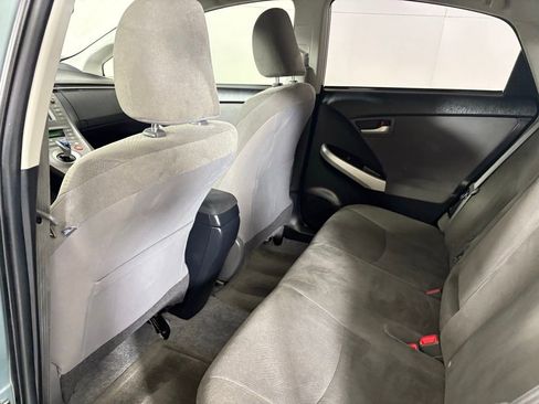 Used 2015 Toyota Prius Two image 33