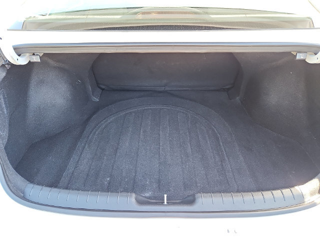 Used 2024 Hyundai Elantra SEL FWD image 27