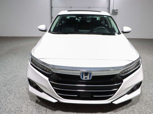 Used 2021 Honda Accord EX image 4