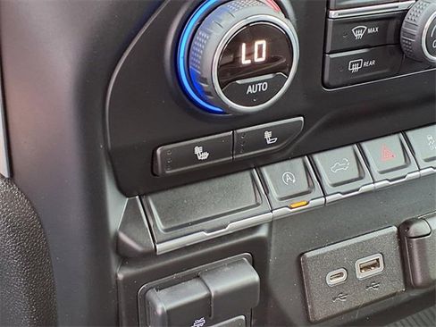 Used 2020 Chevrolet Silverado 1500 LT w/ All-Star Edition image 6