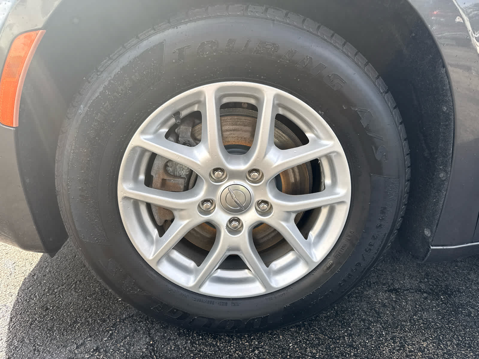 Used 2020 Chrysler Pacifica Touring-L FWD image 9