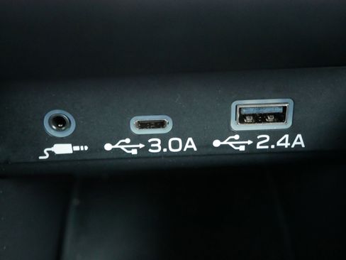 Certified 2025 Subaru Outback Premium image 29