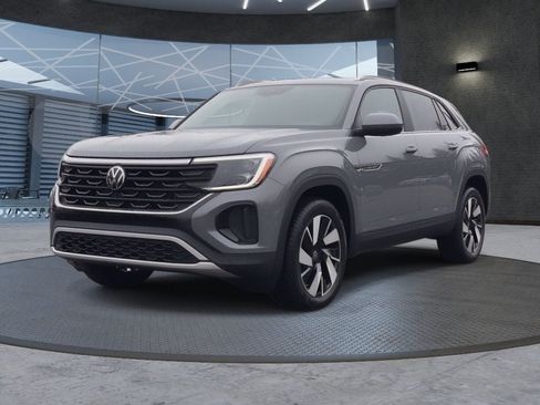 New 2026 Volkswagen Atlas Cross Sport SE AWD/4WD image 2
