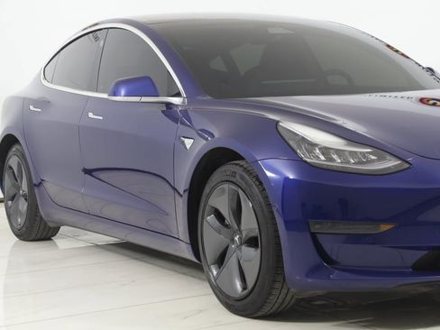 Used 2020 Tesla Model 3 Standard Range image 40