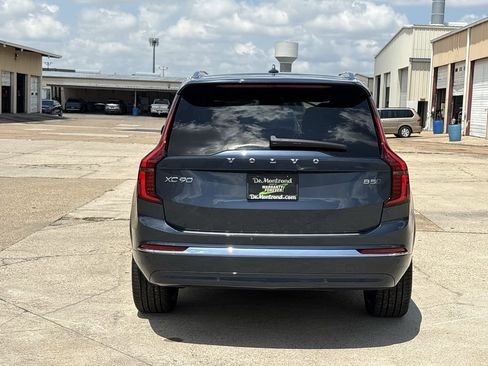 Used 2026 Volvo XC90 B5 Plus w/ Protection Package Premier AWD/4WD image 6