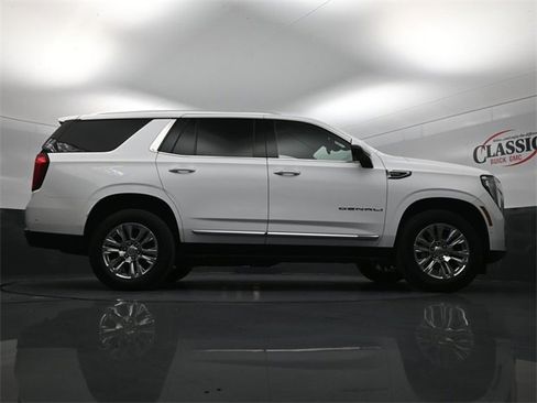 Used 2025 GMC Yukon Denali image 28