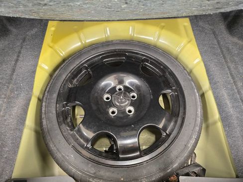 Used 2024 Ford Mustang GT RWD image 33