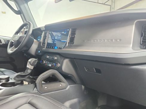 New 2026 Ford Bronco Badlands AWD/4WD image 41