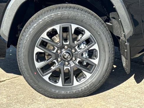 New 2026 Toyota Tundra Limited image 4