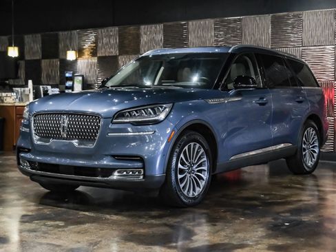Used 2021 Lincoln Aviator Reserve w/ Elements Package Plus AWD/4WD image 7