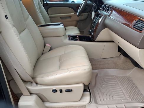 Used 2011 Chevrolet Silverado 1500 LTZ w/ LTZ Plus Package image 11