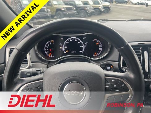 Used 2020 Jeep Grand Cherokee Limited image 11