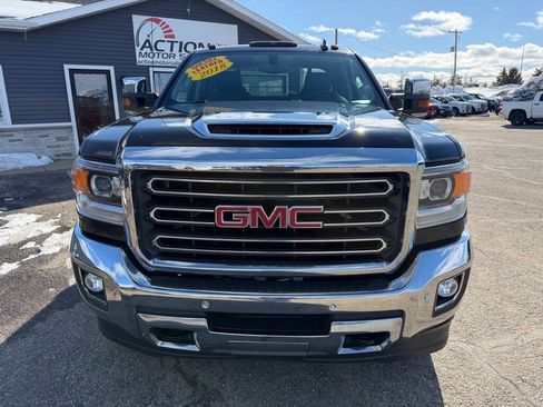 Used 2018 GMC Sierra 2500 SLT w/ Snow Plow Prep Package AWD/4WD image 8