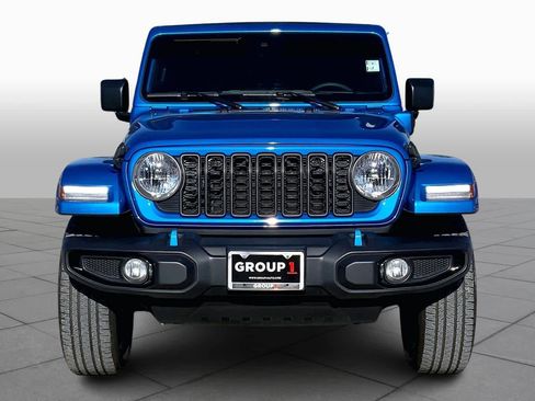 Used 2024 Jeep Wrangler Sport S w/ Convenience Group image 3