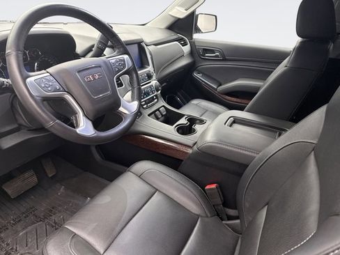Used 2020 GMC Yukon SLT w/ Open Road Package image 10