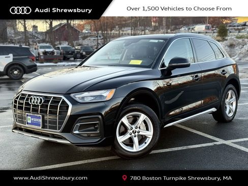 Used 2023 Audi Q5 2.0T Premium w/ Convenience Package image 1