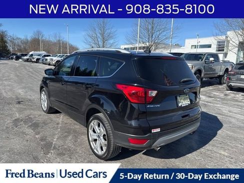Used 2019 Ford Escape Titanium image 6