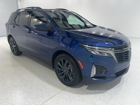 Used 2022 Chevrolet Equinox RS w/ RS Leather Package image 7