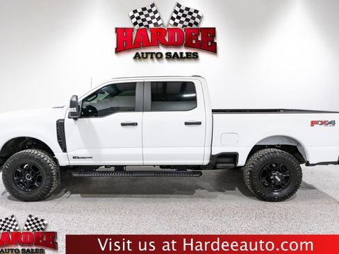 Used 2025 Ford F250 XL w/ STX Appearance Package AWD/4WD image 1