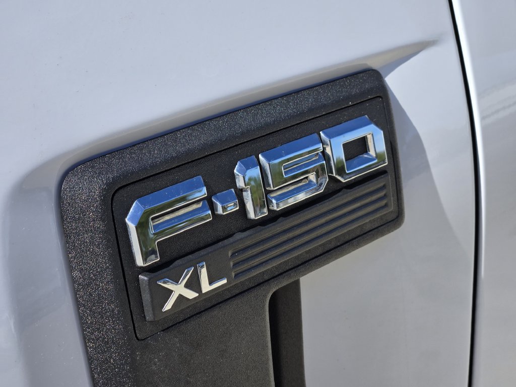Used 2022 Ford F150 XL w/ Equipment Group 101A High RWD image 10